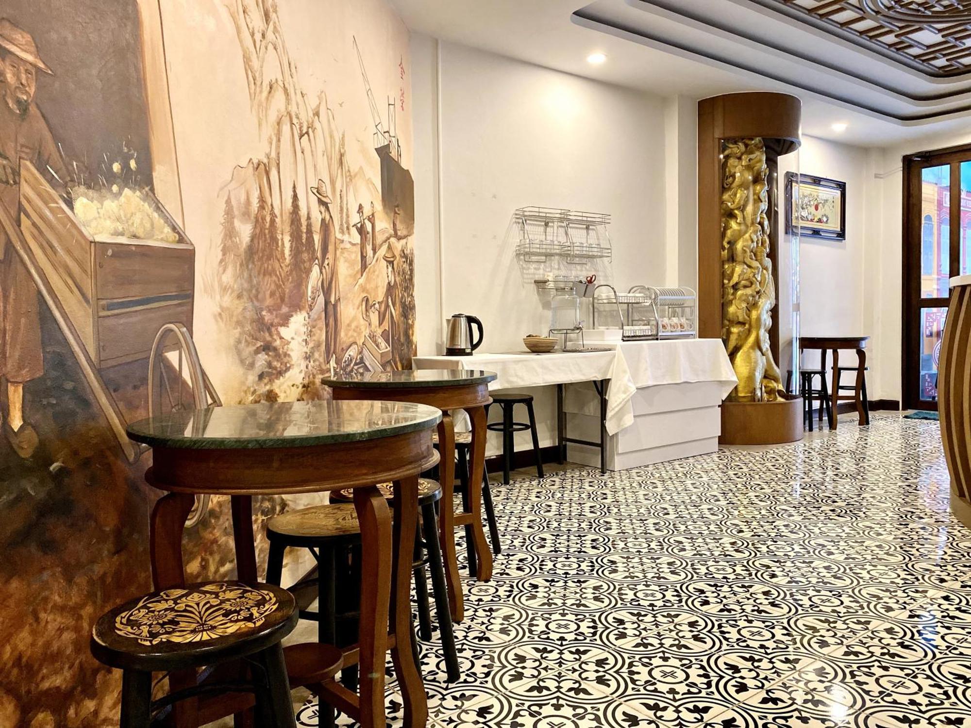 Sunray Beach Hotel Patong 外观 照片