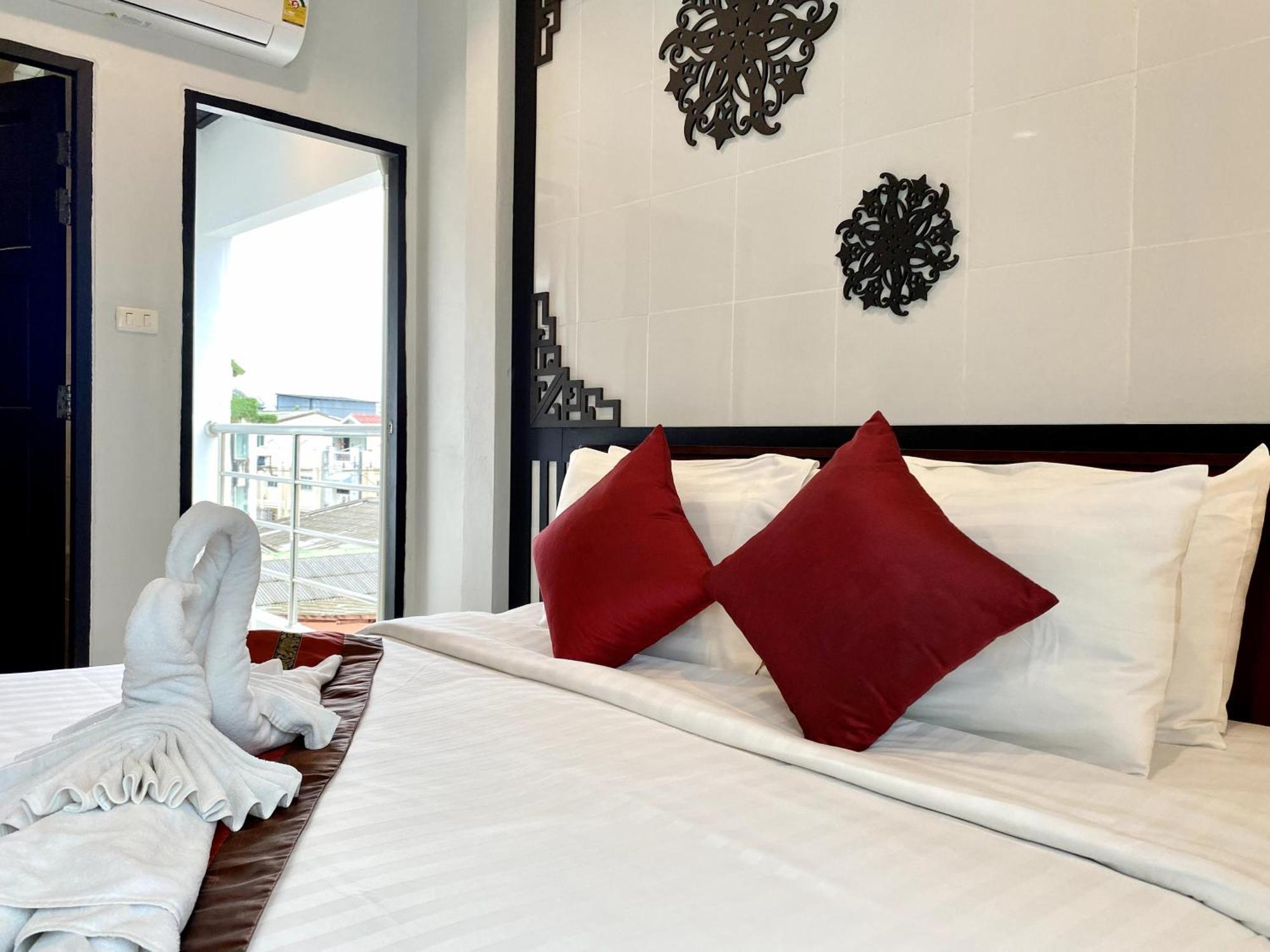 Sunray Beach Hotel Patong 外观 照片