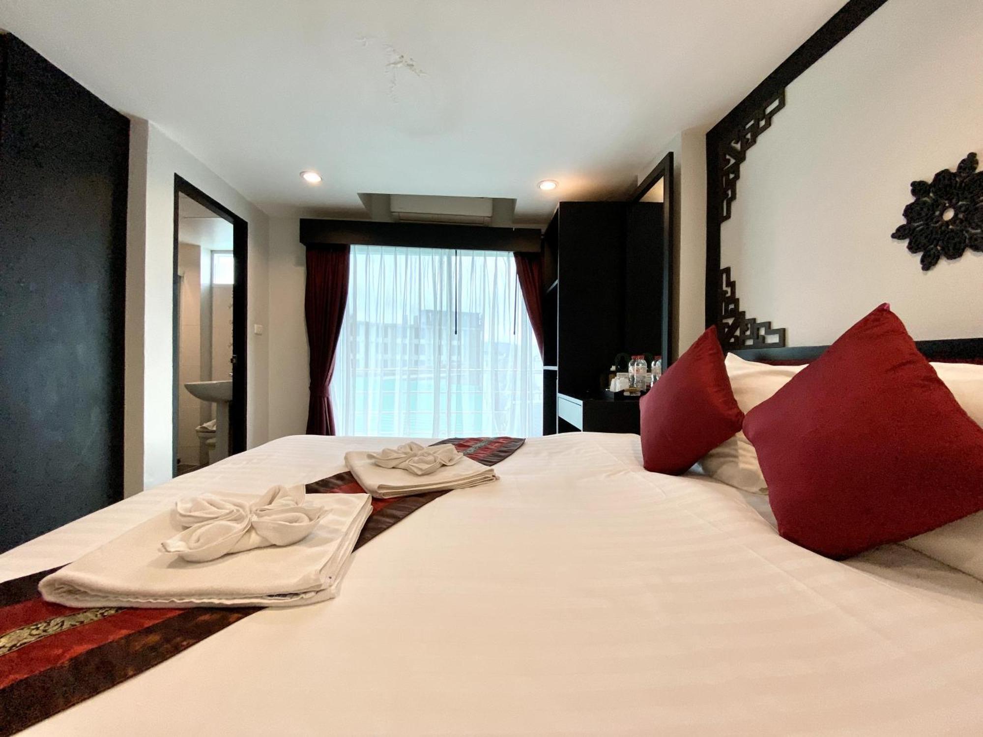 Sunray Beach Hotel Patong 外观 照片
