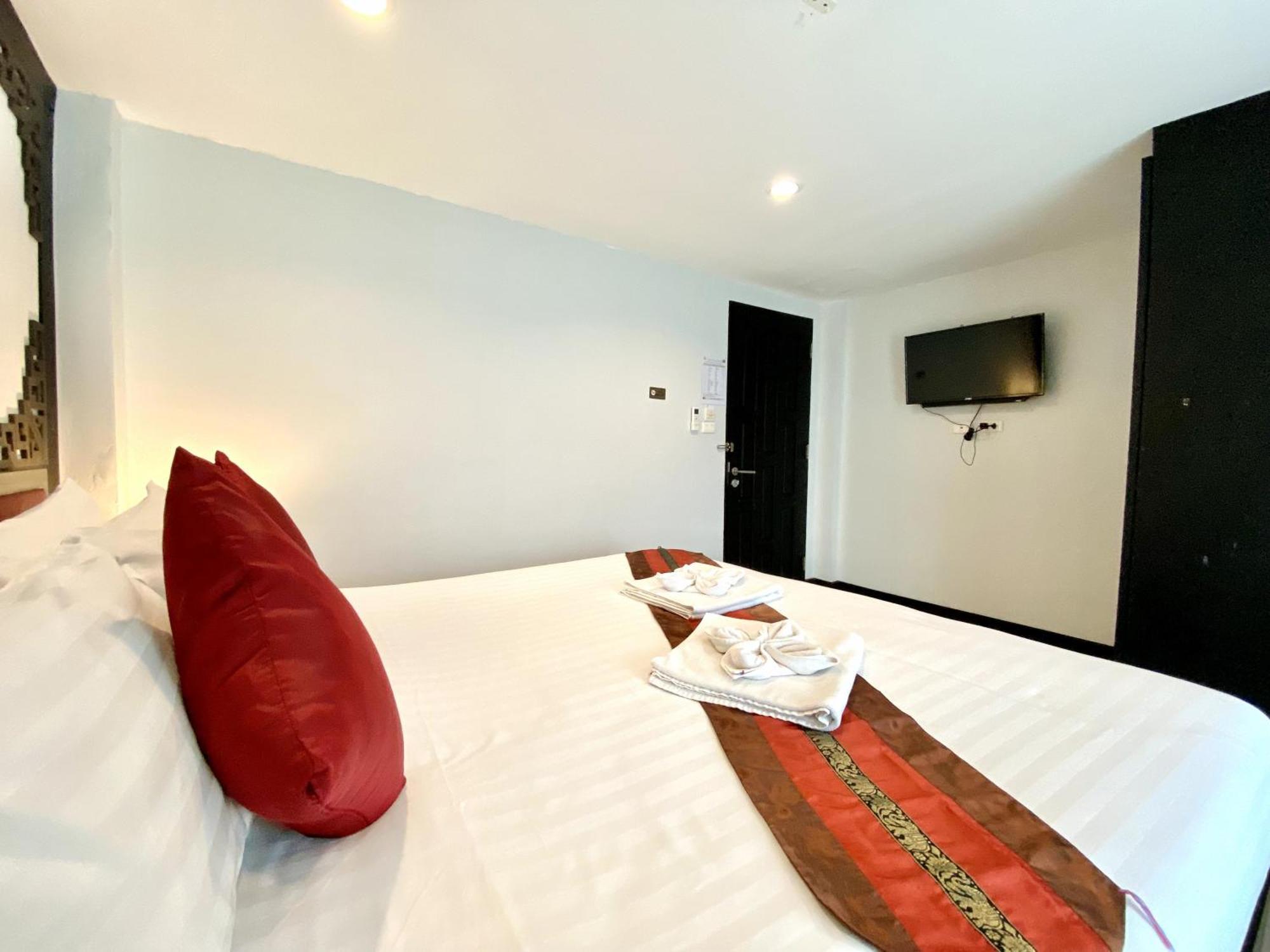 Sunray Beach Hotel Patong 外观 照片