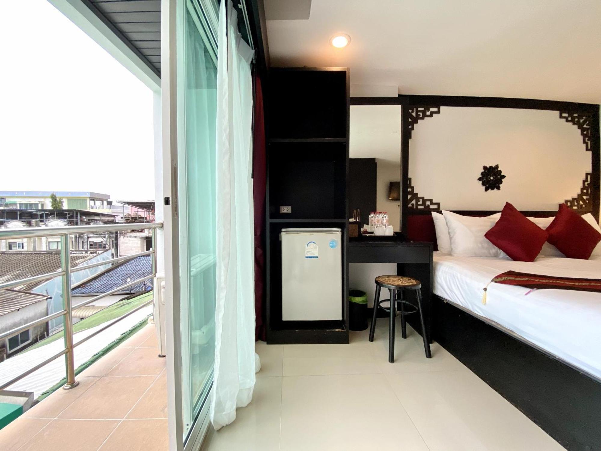 Sunray Beach Hotel Patong 外观 照片